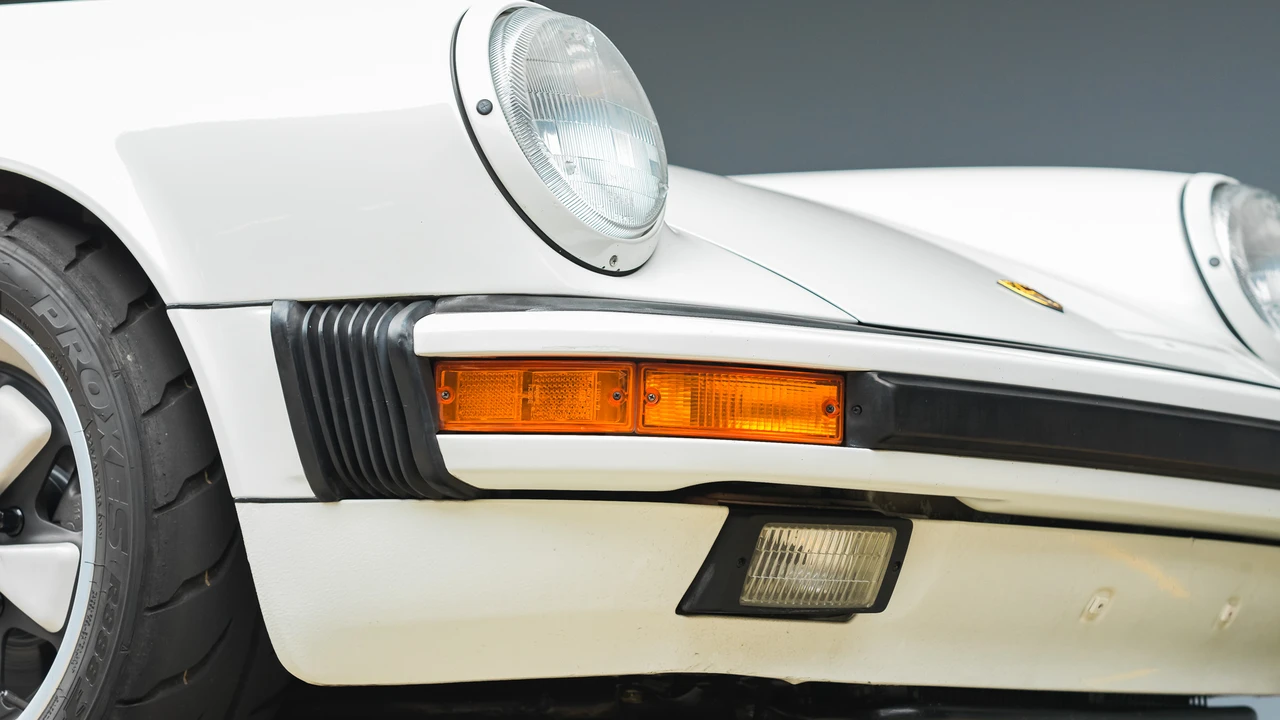 1988 Porsche 911 Carrera 3.2 - Image 31 of 31