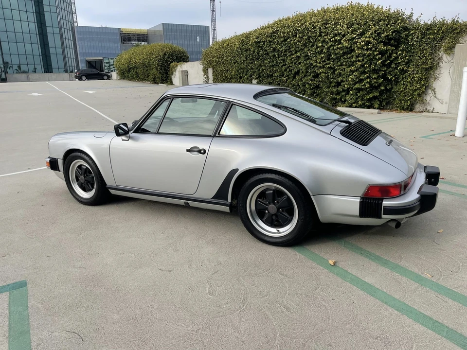 1988 Porsche 911 Carrera 3.2 - Image 20 of 31