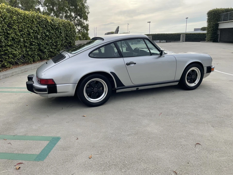 1988 Porsche 911 Carrera 3.2 - Image 27 of 31