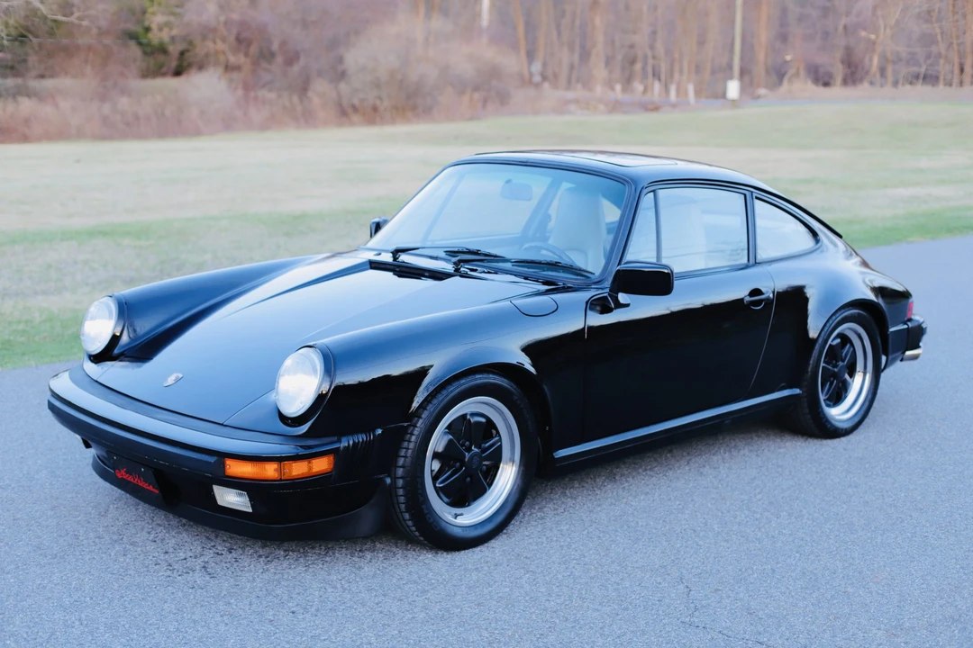 1988 Porsche 911 Carrera 3.2 - Image 9 of 31
