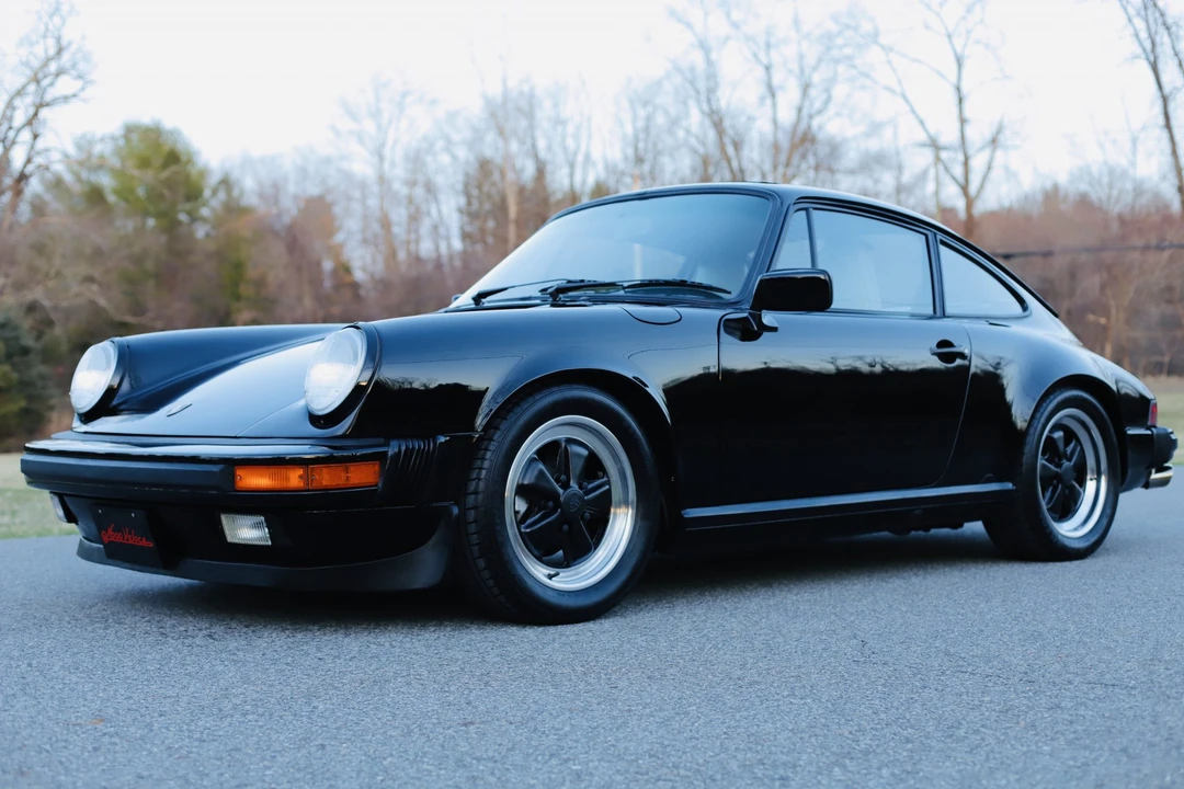 1988 Porsche 911 Carrera 3.2 - Image 5 of 31