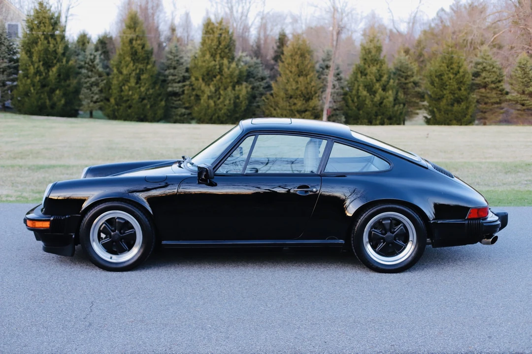 1988 Porsche 911 Carrera 3.2 - Image 4 of 31