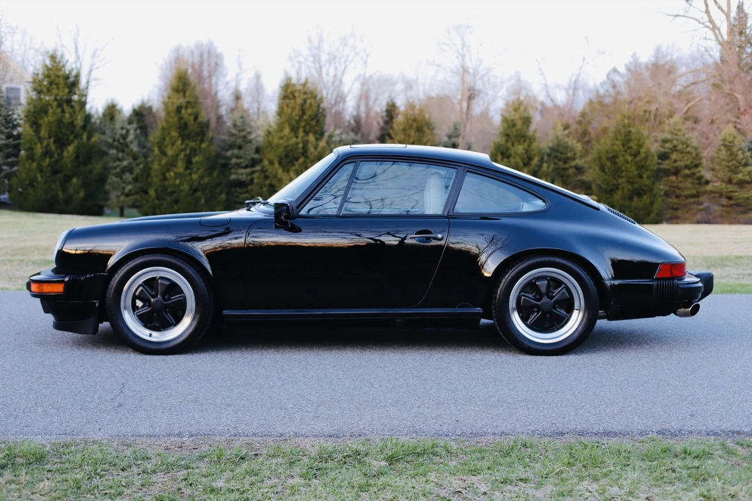 1988 Porsche 911 Carrera 3.2 - Image 3 of 31