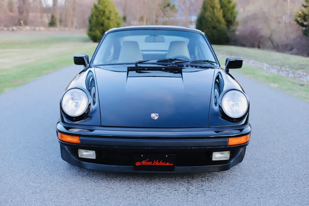 1988 Porsche 911 Carrera 3.2 - Image 11 of 31