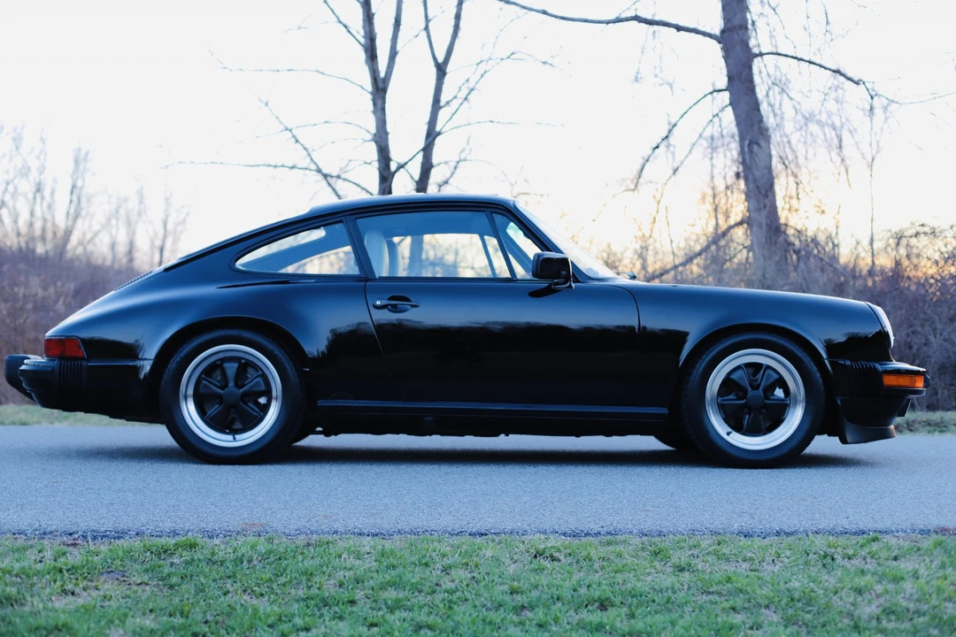 1988 Porsche 911 Carrera 3.2 - Image 18 of 31