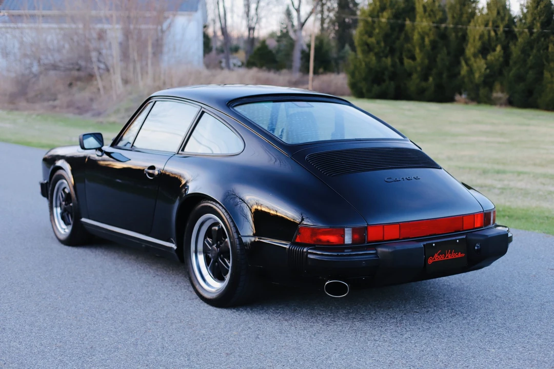 1988 Porsche 911 Carrera 3.2 - Image 27 of 31