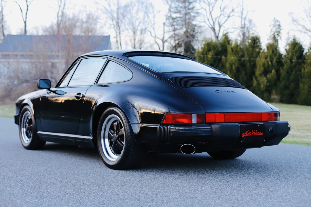 1988 Porsche 911 Carrera 3.2 - Image 26 of 31