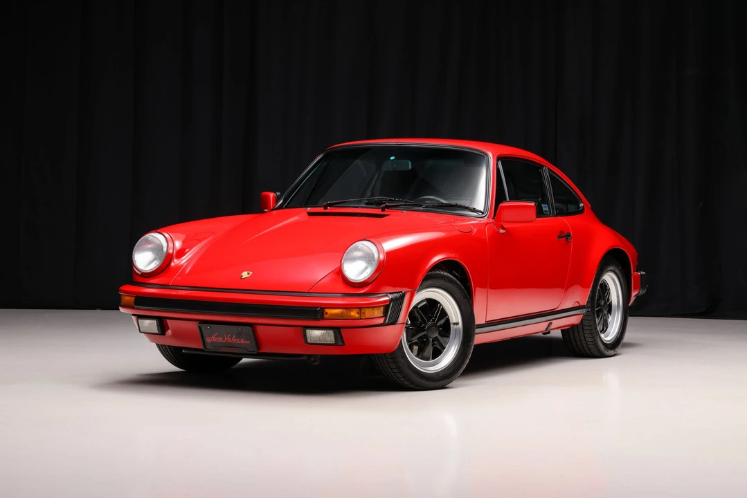 1988 Porsche 911 Carrera 3.2 - Image 2 of 31