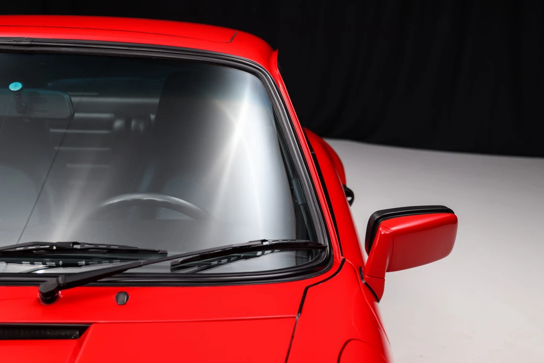 1988 Porsche 911 Carrera 3.2 - Image 28 of 31