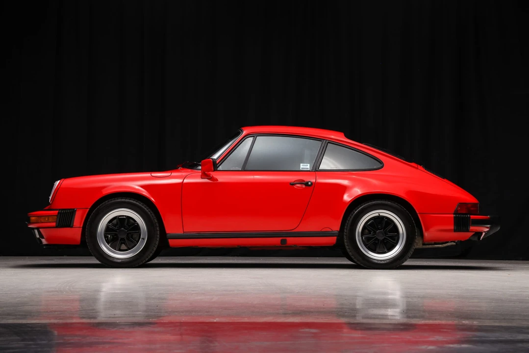 1988 Porsche 911 Carrera 3.2 - Image 7 of 31
