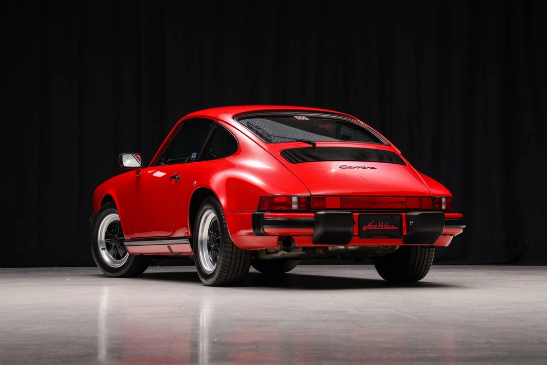 1988 Porsche 911 Carrera 3.2 - Image 17 of 31