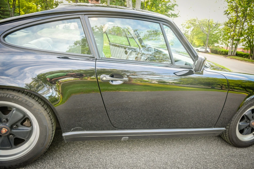 1988 Porsche 911 Carrera 3.2 - Image 22 of 31