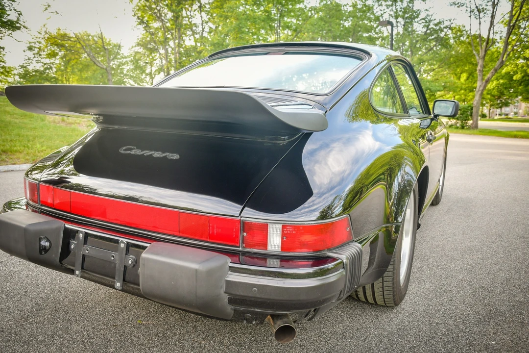 1988 Porsche 911 Carrera 3.2 - Image 7 of 31