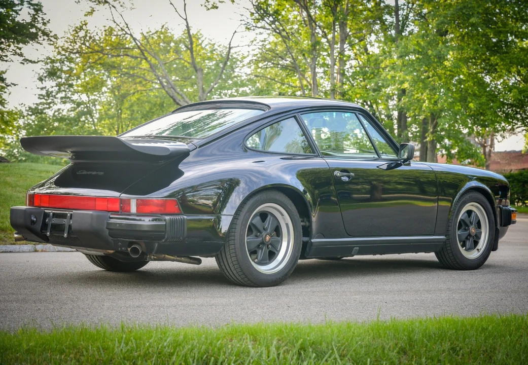 1988 Porsche 911 Carrera 3.2 - Image 5 of 31