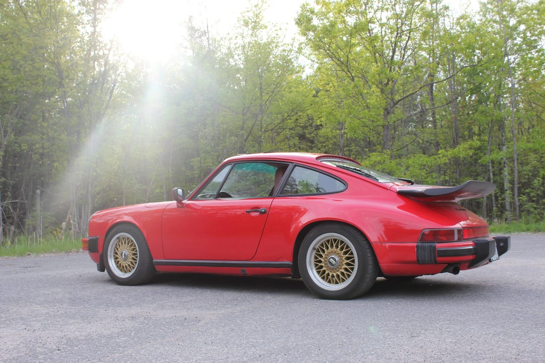 1988 Porsche 911 Carrera 3.2 - Image 10 of 31
