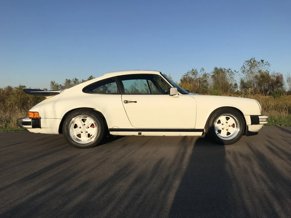 1988 Porsche 911 Carrera 3.2 - Image 13 of 31