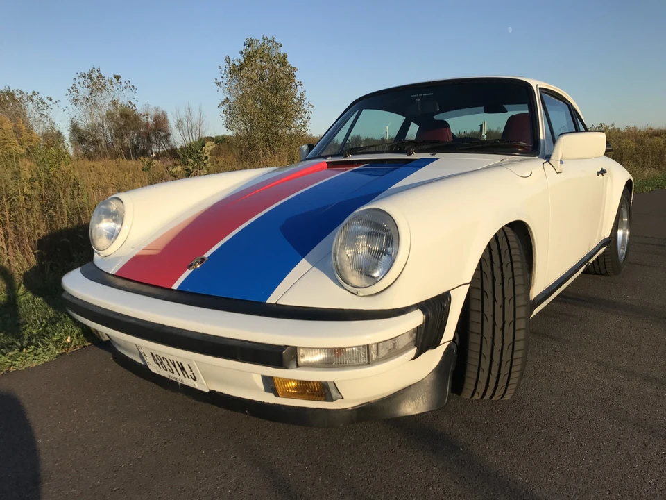 1988 Porsche 911 Carrera 3.2 - Image 3 of 31