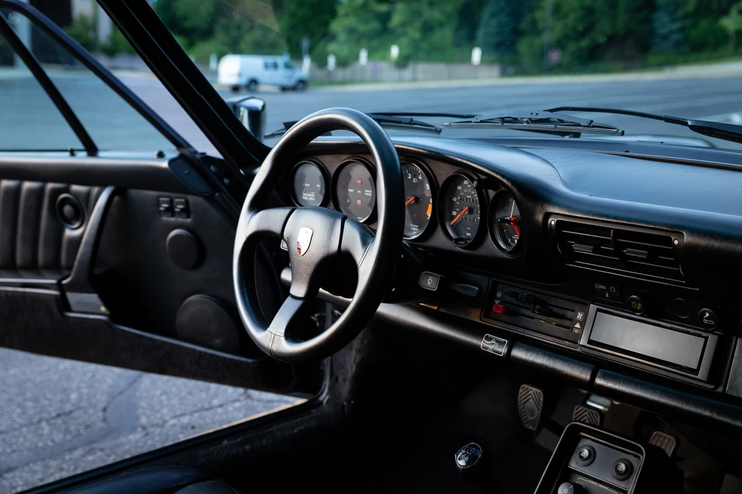 1988 Porsche 911 Carrera 3.2 - Image 21 of 31