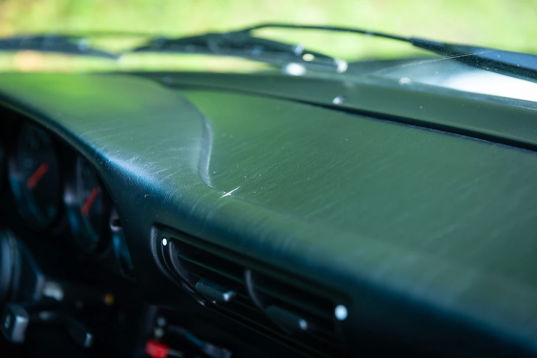1988 Porsche 911 Carrera 3.2 - Image 26 of 31