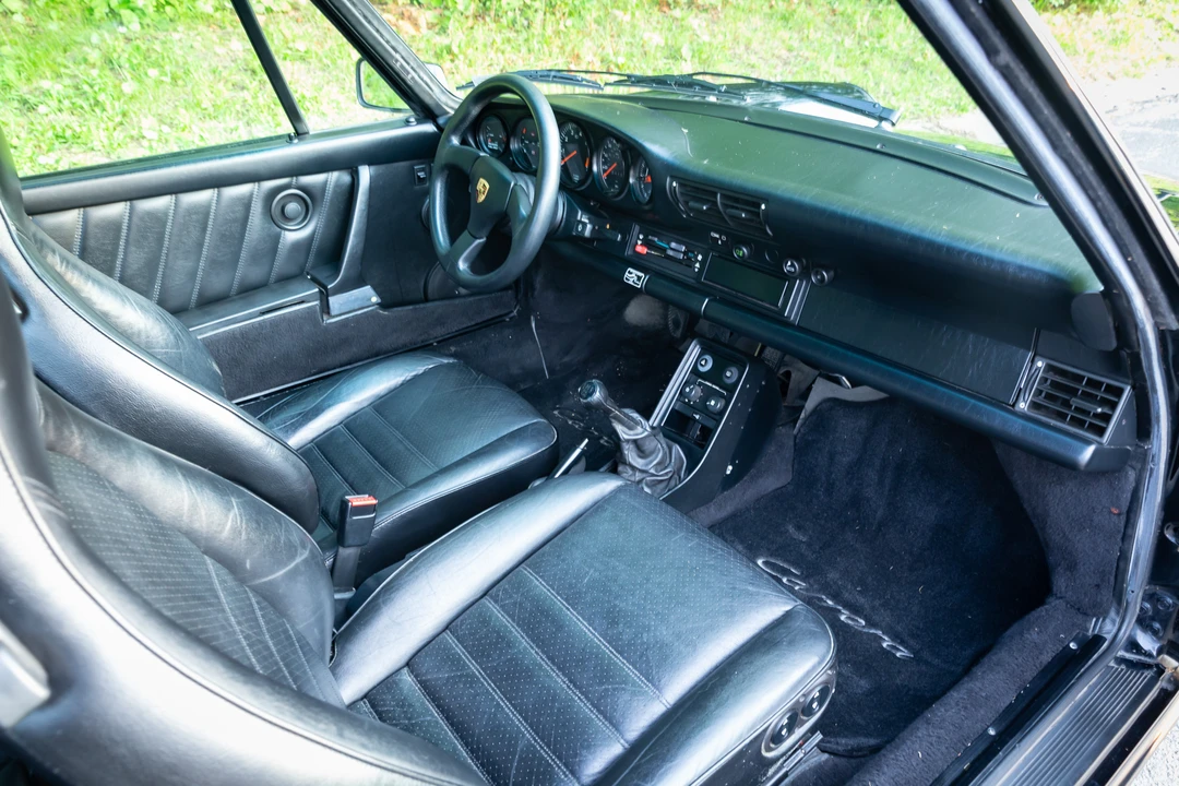 1988 Porsche 911 Carrera 3.2 - Image 29 of 31