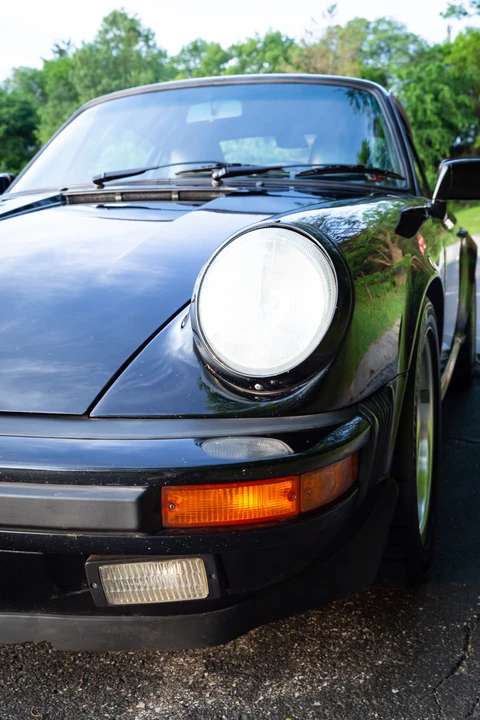 1988 Porsche 911 Carrera 3.2 - Image 14 of 31