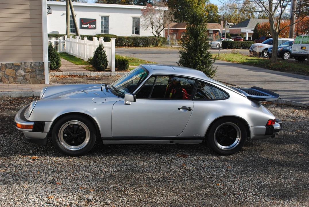 1988 Porsche 911 Carrera 3.2 - Image 3 of 31