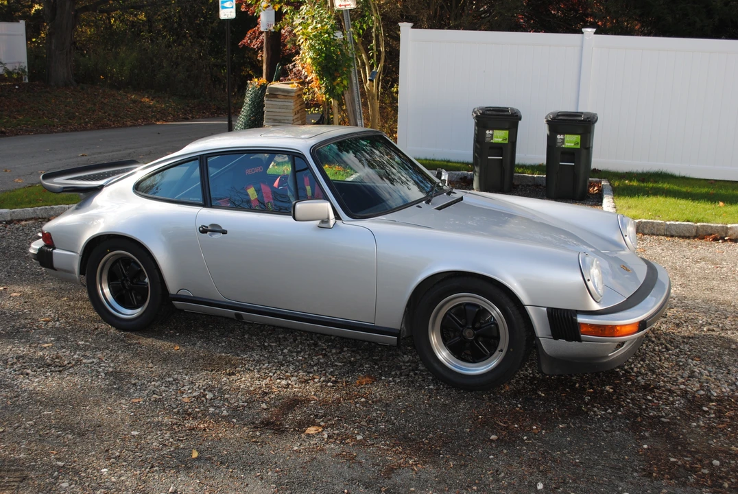 1988 Porsche 911 Carrera 3.2 - Image 12 of 31