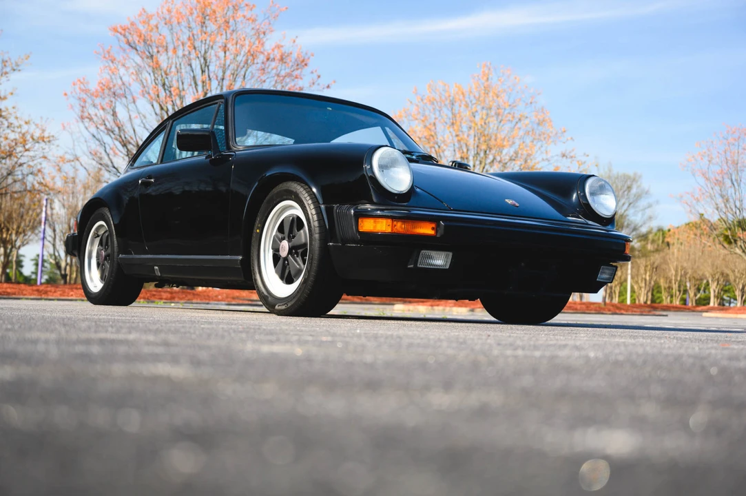 1988 Porsche 911 Carrera 3.2 - Image 4 of 31