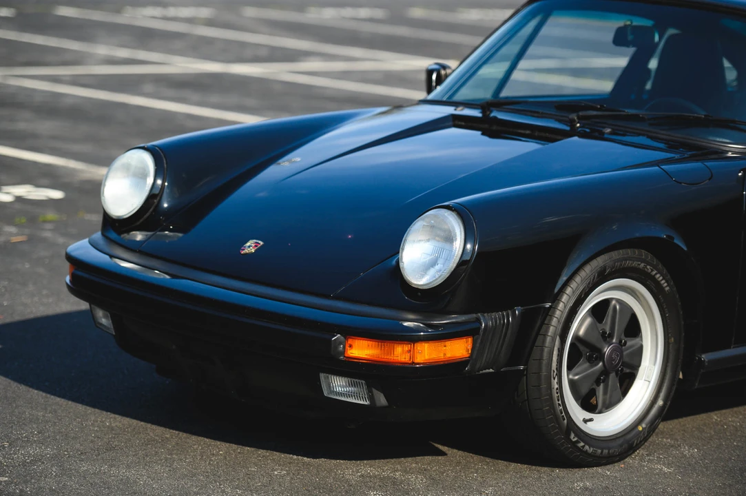 1988 Porsche 911 Carrera 3.2 - Image 30 of 31
