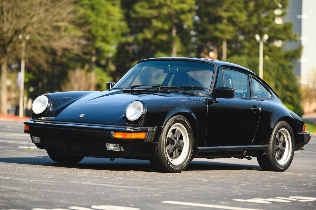 1988 Porsche 911 Carrera 3.2 - Image 12 of 31