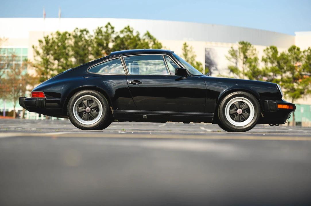 1988 Porsche 911 Carrera 3.2 - Image 22 of 31