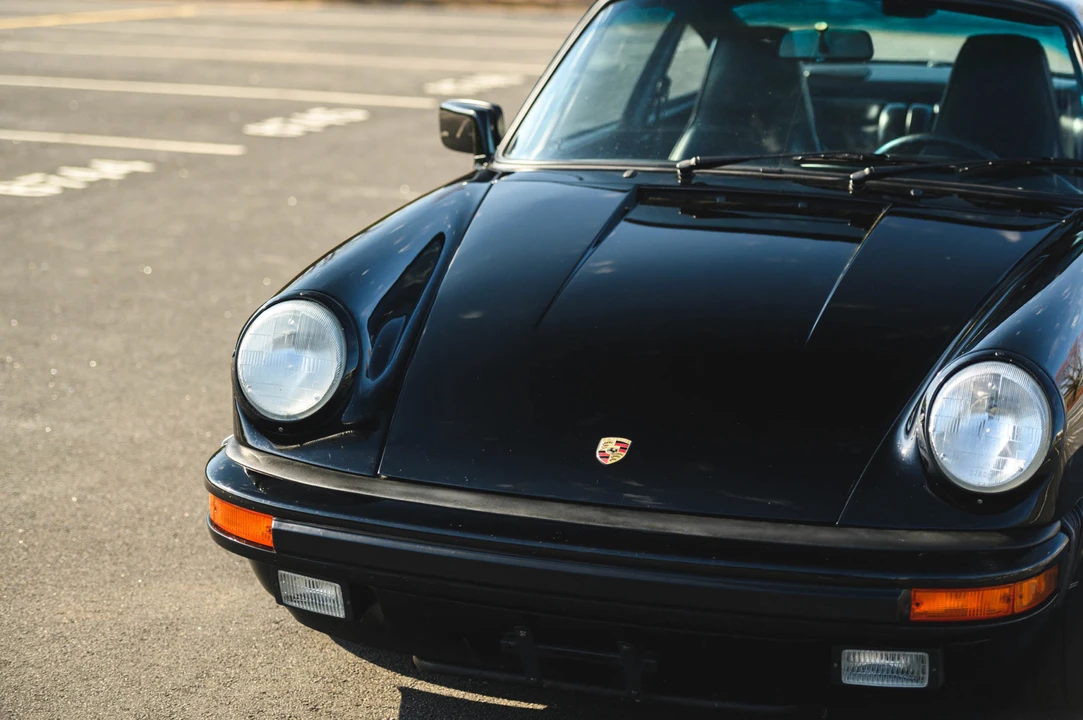 1988 Porsche 911 Carrera 3.2 - Image 23 of 31