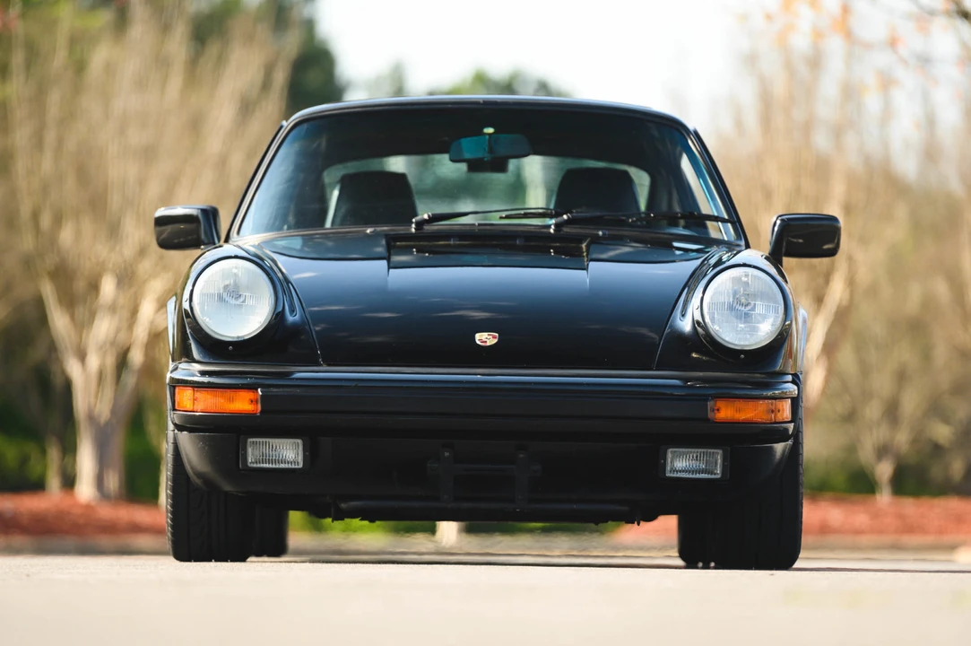 1988 Porsche 911 Carrera 3.2 - Image 7 of 31
