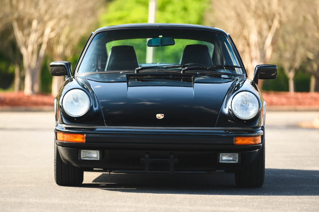 1988 Porsche 911 Carrera 3.2 - Image 6 of 31