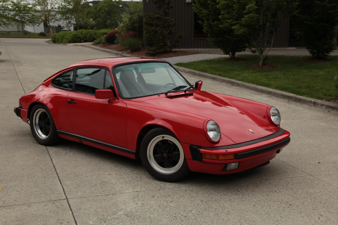 1988 Porsche 911 Carrera 3.2 - Image 4 of 31