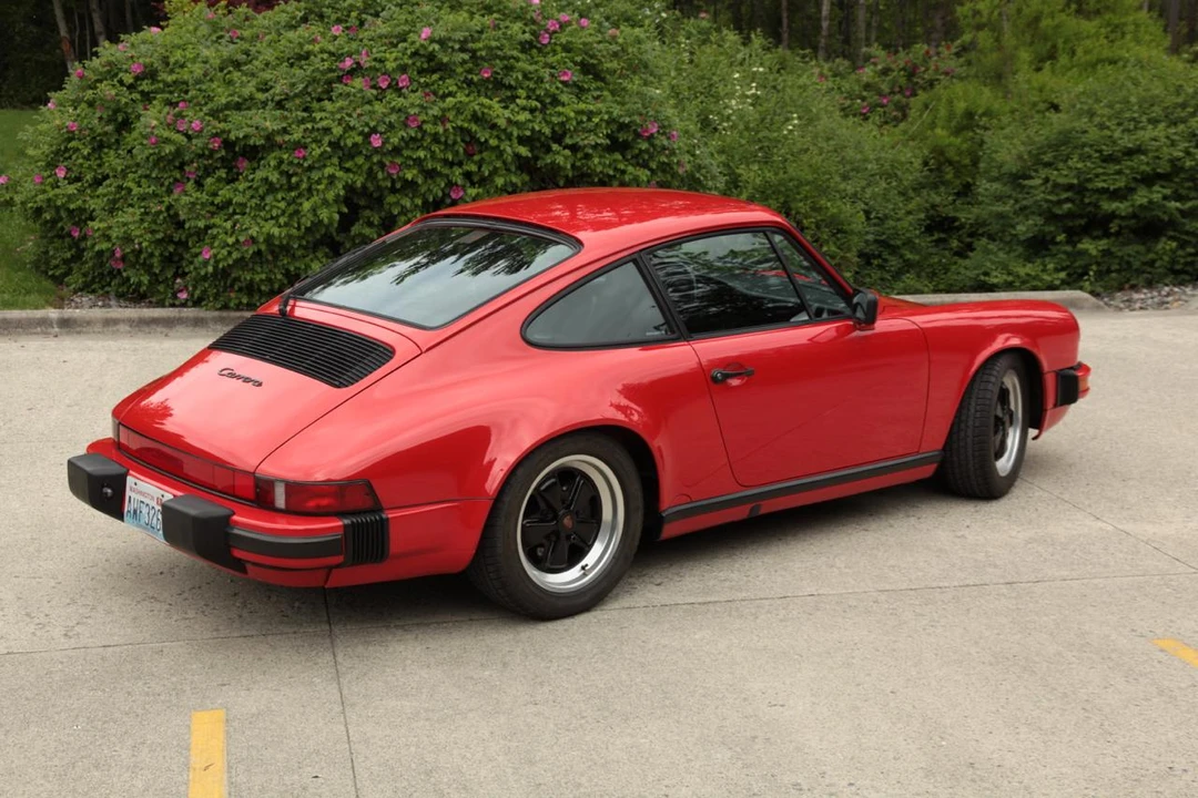 1988 Porsche 911 Carrera 3.2 - Image 9 of 31