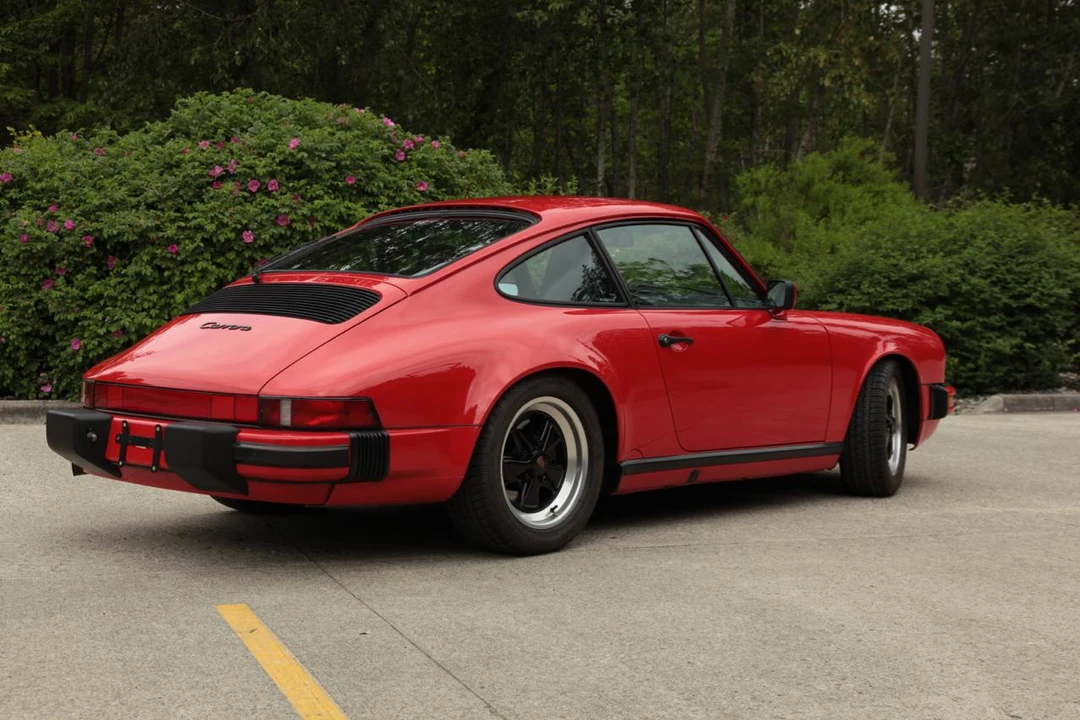 1988 Porsche 911 Carrera 3.2 - Image 11 of 31
