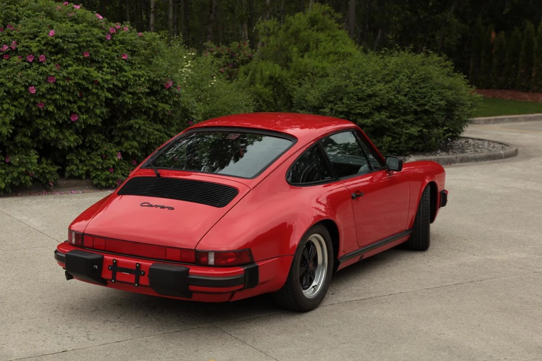 1988 Porsche 911 Carrera 3.2 - Image 12 of 31
