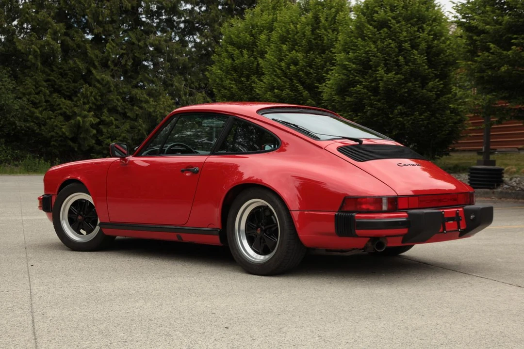 1988 Porsche 911 Carrera 3.2 - Image 24 of 31