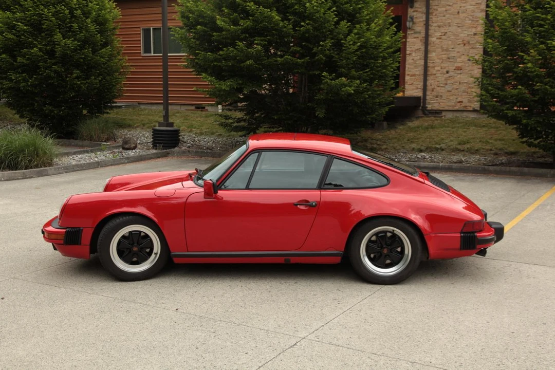 1988 Porsche 911 Carrera 3.2 - Image 25 of 31