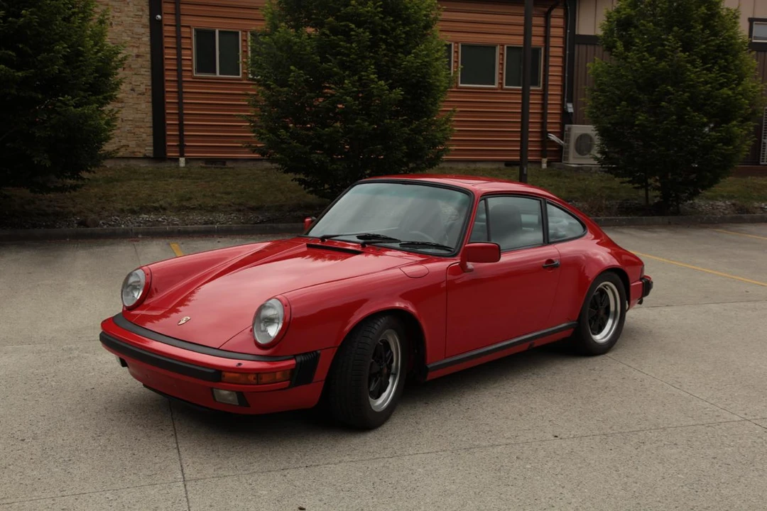 1988 Porsche 911 Carrera 3.2 - Image 27 of 31