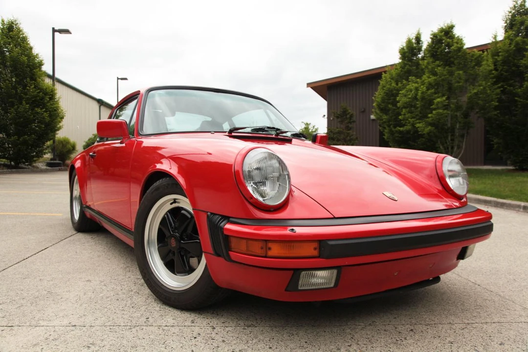 1988 Porsche 911 Carrera 3.2 - Image 2 of 31
