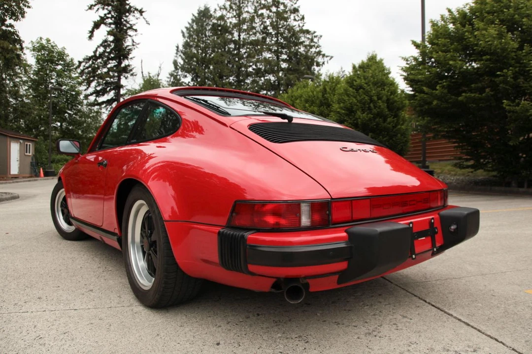 1988 Porsche 911 Carrera 3.2 - Image 19 of 31