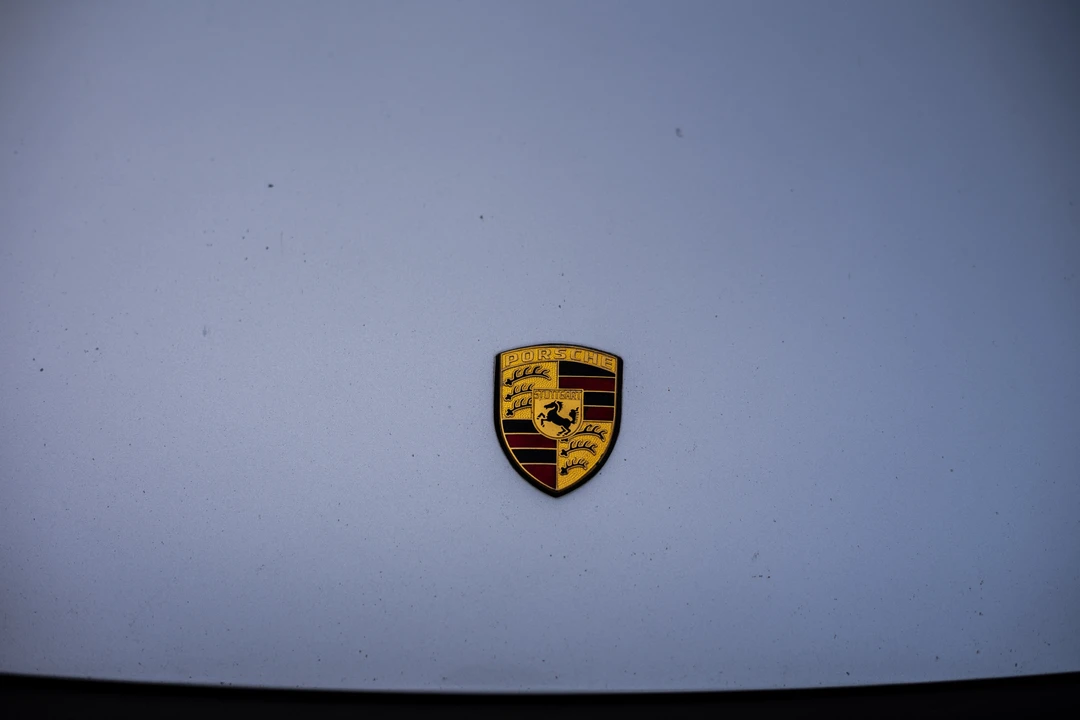 1988 Porsche 911 Carrera 3.2 - Image 27 of 31