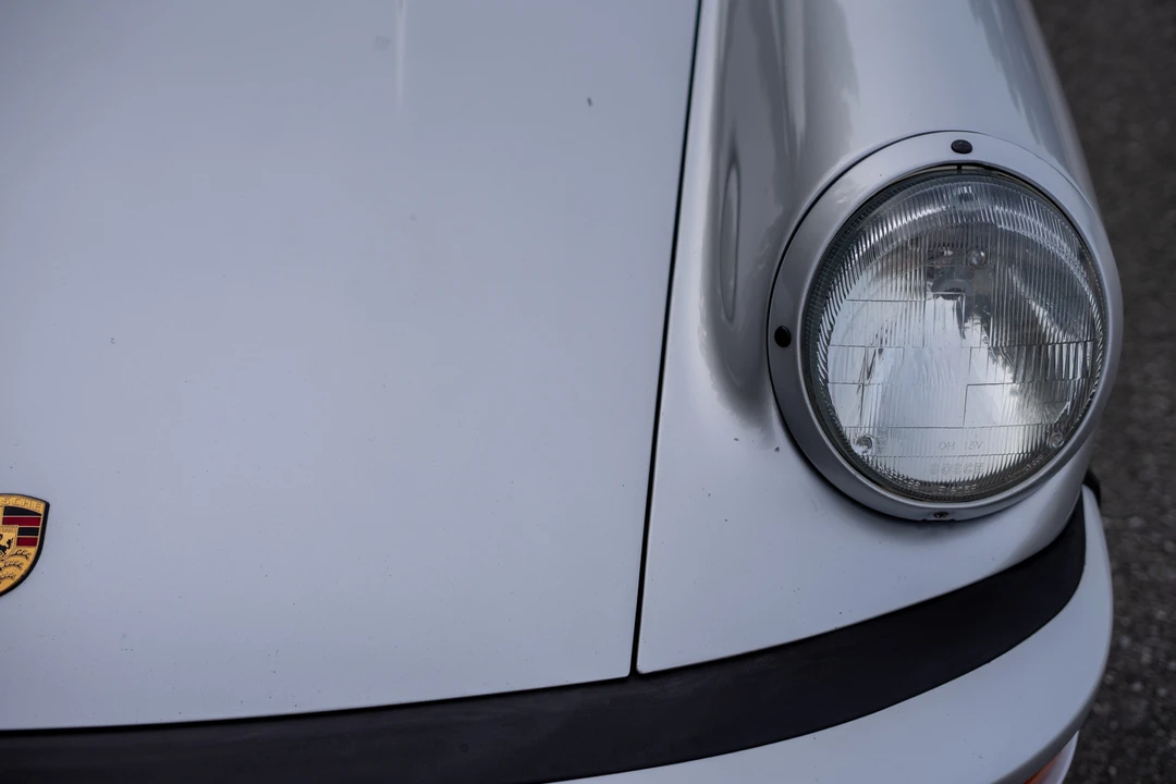 1988 Porsche 911 Carrera 3.2 - Image 26 of 31