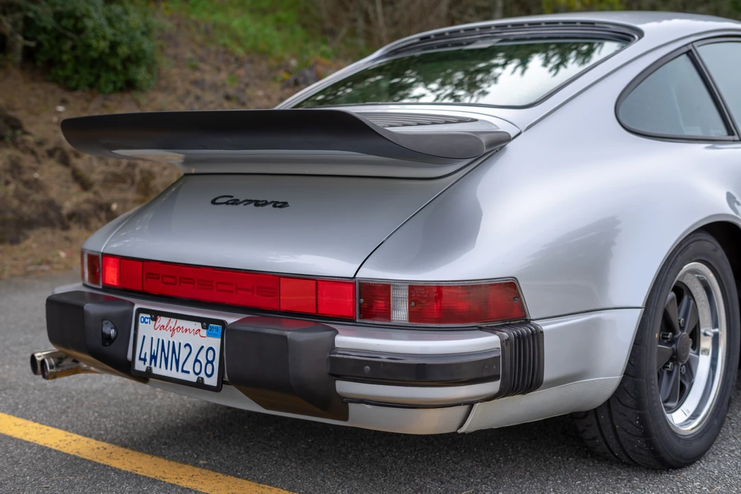 1988 Porsche 911 Carrera 3.2 - Image 24 of 31