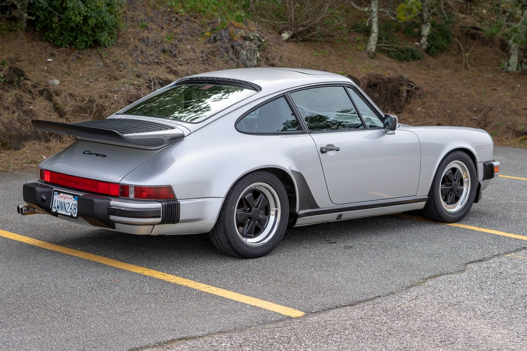 1988 Porsche 911 Carrera 3.2 - Image 6 of 31