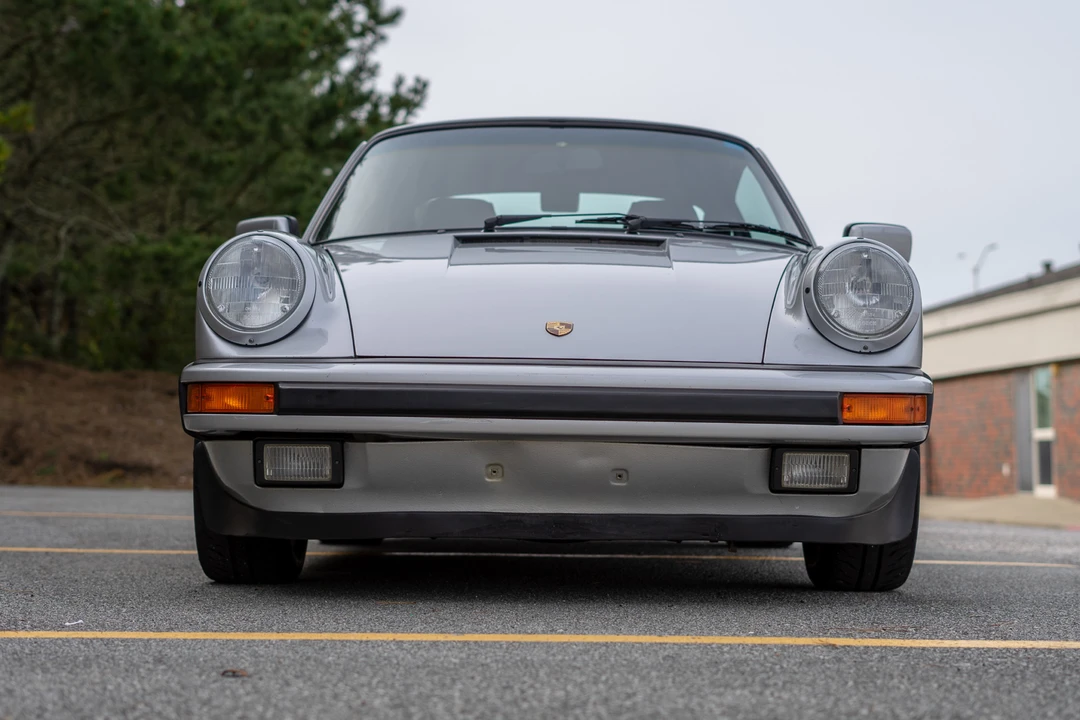 1988 Porsche 911 Carrera 3.2 - Image 17 of 31