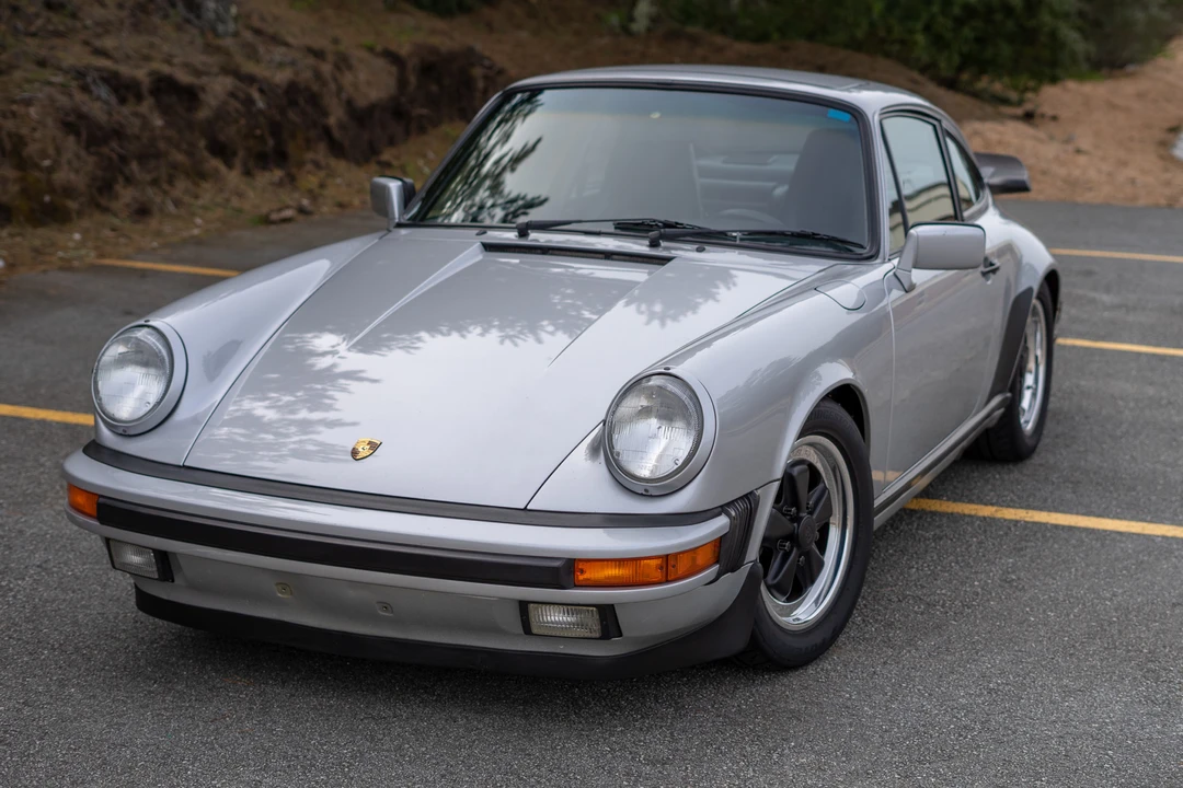 1988 Porsche 911 Carrera 3.2 - Image 16 of 31