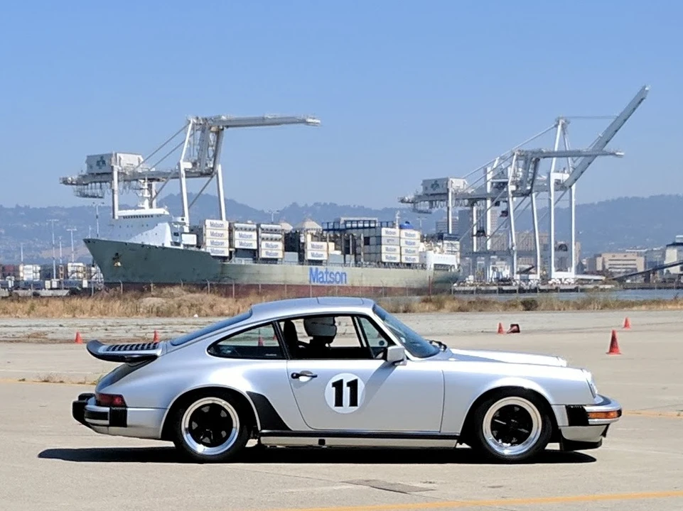 1988 Porsche 911 Carrera 3.2 - Image 23 of 31